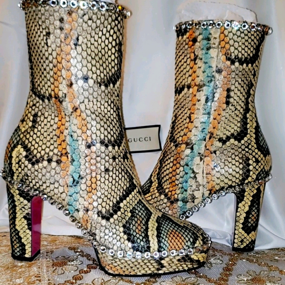 BRAND NEW AUTHENTIC GUCCI ANKLE BOOTS